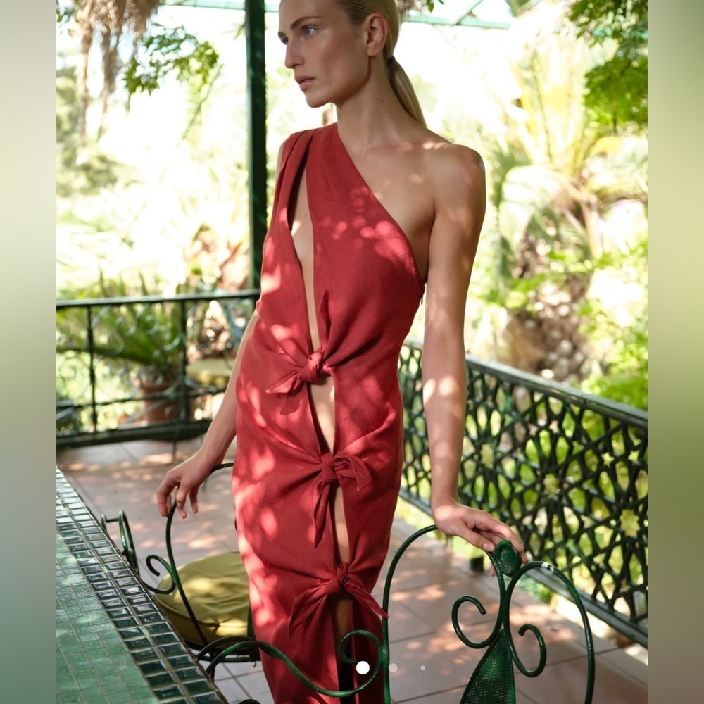 Piece of White Cranberry Carly Dress 100% Linen - Picture 1 of 10